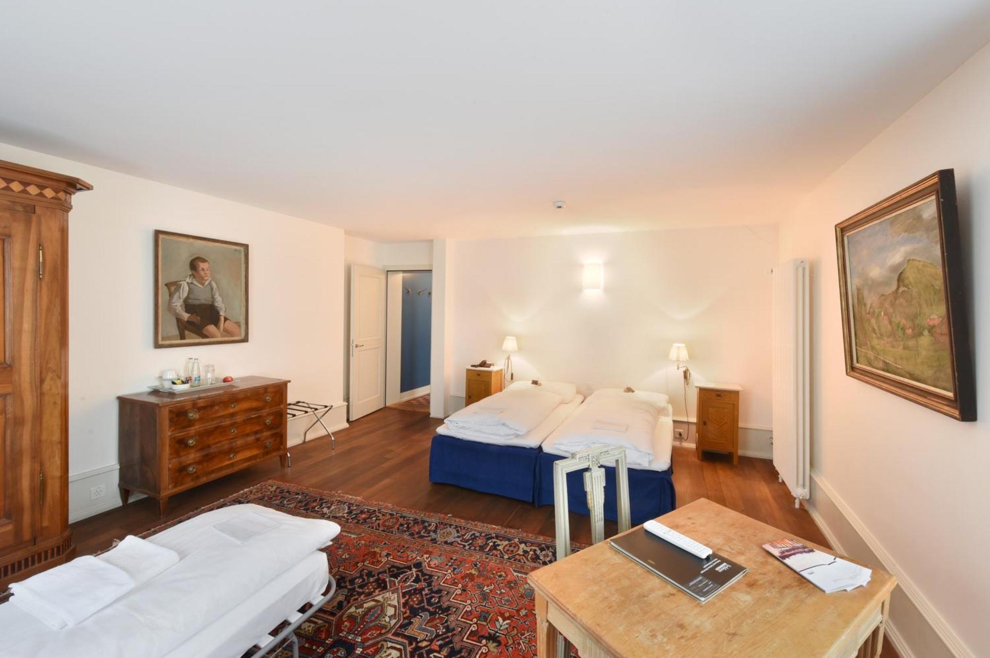 Hotel Im Schlosspark Binningen Room photo